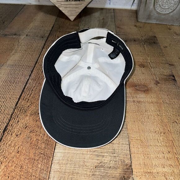 Nike Golf Heritage86 Performance Logo Adjustable Hat - White - Picture 5 of 8